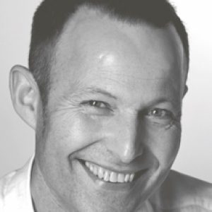 Peter Harvey, designer af sofaen Mon Coeur og lænestolen Nautile