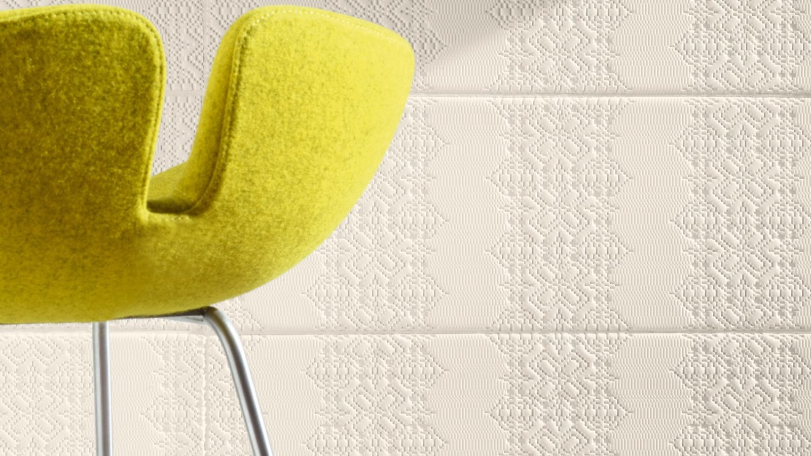 Skulpturel Bas-Relief vaeg i porcelaen fra Mutina