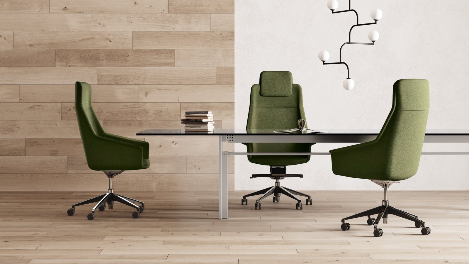 Chefstol Jera Chair fra Las Mobili med quiltet polstring og poleret femstjernet aluminiumsfod