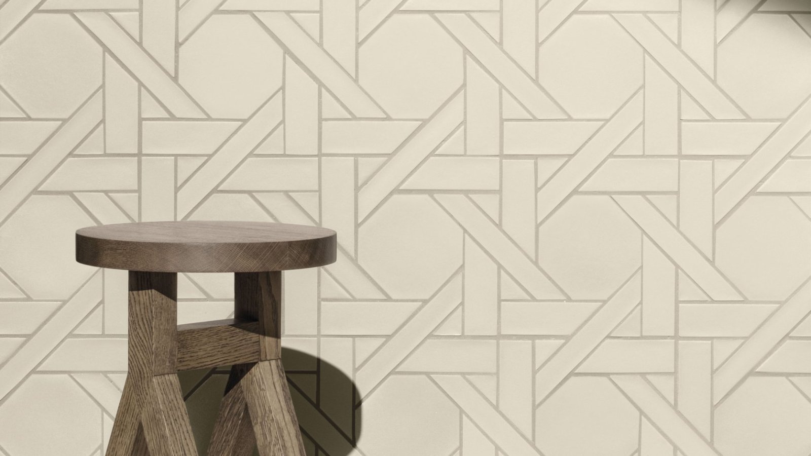 Weaving mosaik fra Mutina med Ba Leng fletmønster i hvid