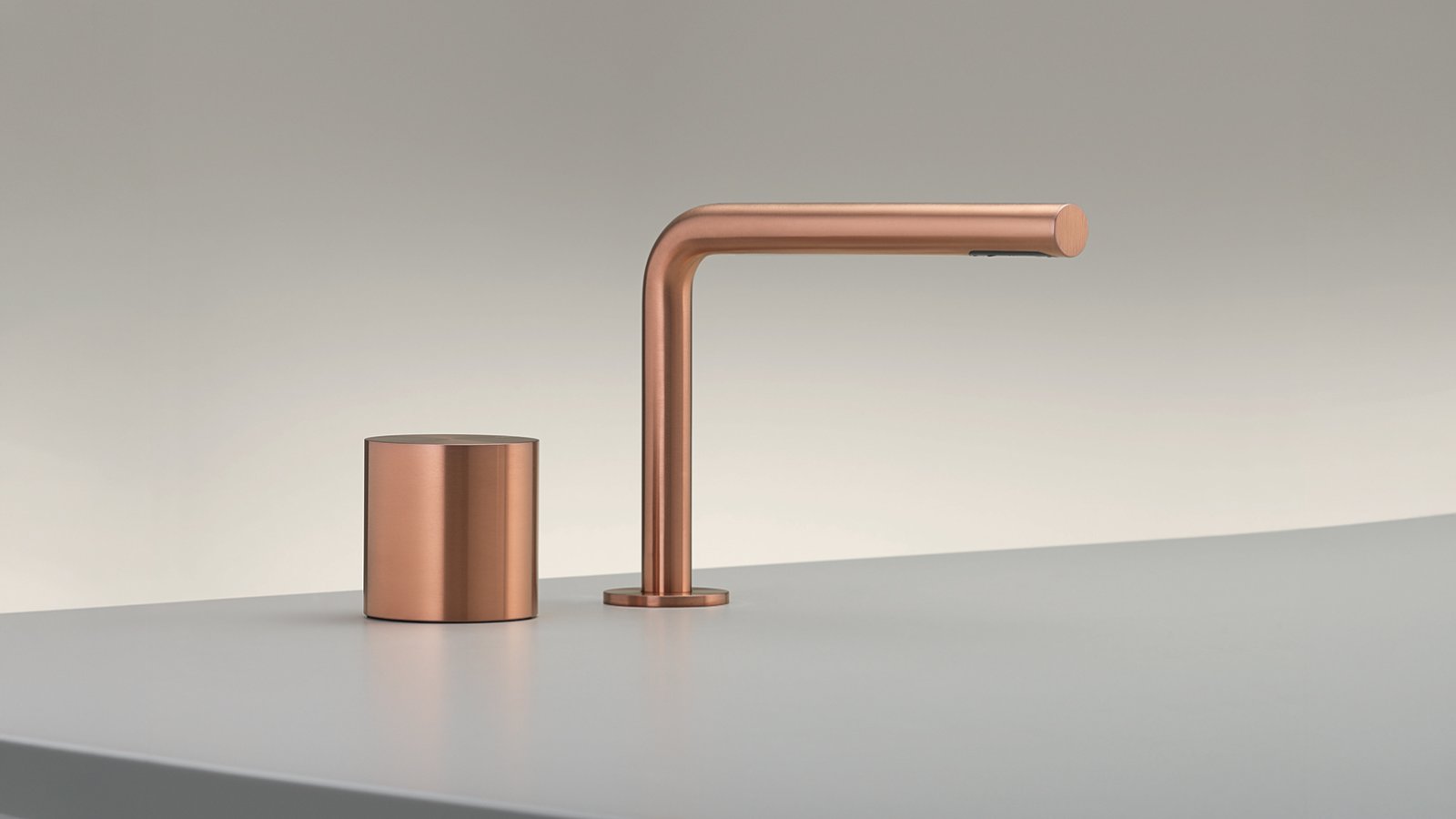 Opus tohuls progressiv mixer med drejelig tud i Copper satineret