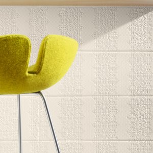 Skulpturel Bas-Relief vaeg i porcelaen fra Mutina