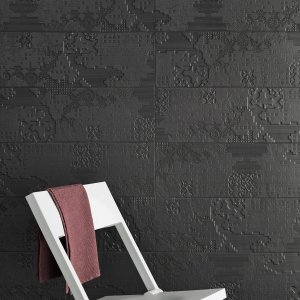 Detalje af Bas-Relief teksturen Code fra Mutina