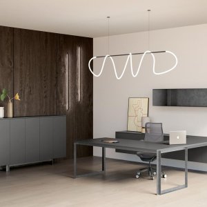 Kvadratisk mødebord fra Archiutti i Tortona-eg med top access