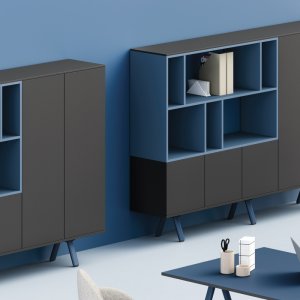 Bench til seks fra Lay-programmet med hvid MDF-lampe
