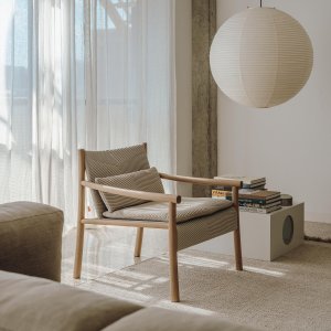Kata Lounge på terrassen med striber