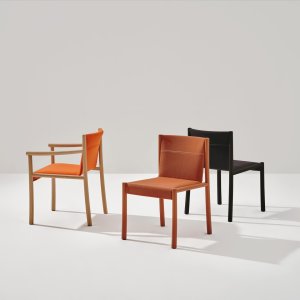 Kata Chair uden armlæn ved skranken