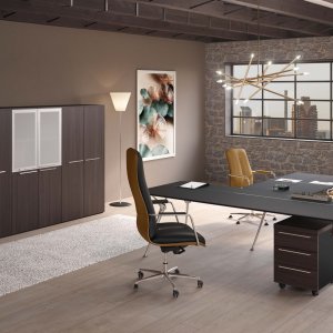 Design skrivebord Genesis fra Codutti med plade i eg bejdset wengé