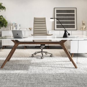 Design skrivebord DR fra Frezza med hvidlakeret stel i massivt træ