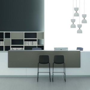 Receptionsdisk Qubo i komposition 5 med vendbare sider
