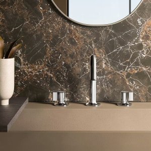 Designarmaturer fra Fantini: Flora med firevingede greb i Matt Gun Metal