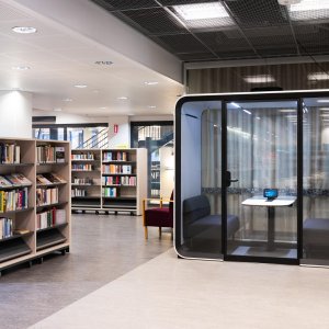 Hybridt videomøde i Framery Four podden