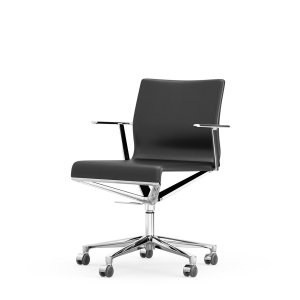 Stick Chair i et mødelokale