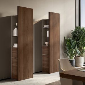Las Mobili Jera chefskrivebord 2 100 mm finish Noce Bali, Eco-Pelle Ardesia sidepaneler — direktørkontor København