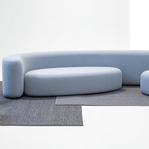 Sofaen Lisse fra LaCividina set forfra, ét stykke i bielastisk stof