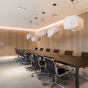 Direktionskontor indrettet med Nulite stole fra Luxy
