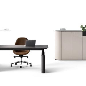 Otto Square fra Martex med lige panelben