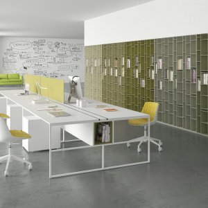 Arbejdspladser 20.Venti fra MDF Italia med stålstel på 20 x 20 mm