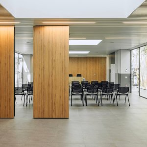 PMI-paneler fra Anaunia parkeret i opbevaringsnichen