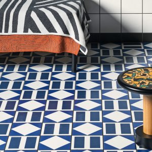 Flise med mønsteret Black Terracotta, Mattonelle Margherita fra Mutina, 20,5 x 20,5 cm