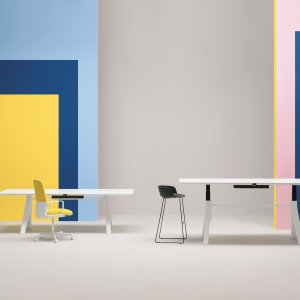 Højdejusterbart Arki-Table ADJ hævet til 114 cm
