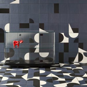 Puzzle væg i et mødelokale