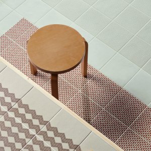 Moenster Cobble Blue fra Tape-kollektionen i glaseret porcellanato