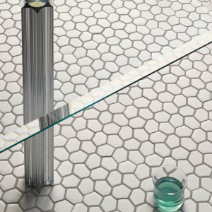 Botanica mosaikvaeg fra Mutina med organiske White elementer