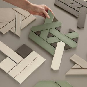 Receptionsvæg beklædt med Weaving fra Mutina