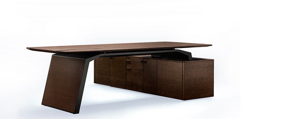 Kun chefskrivebord