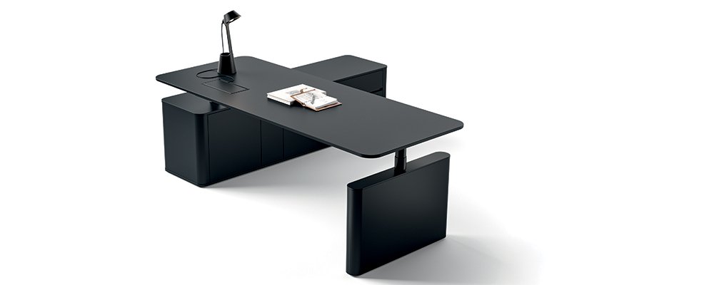 Kun chefskrivebord
