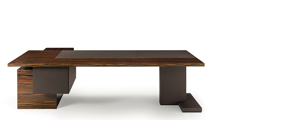 Kun chefskrivebord